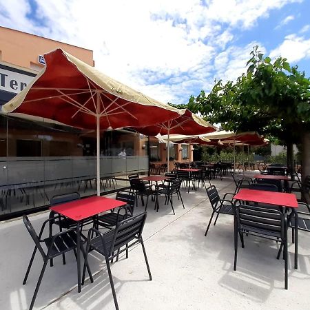 Hostal Mas Ferrer Cornellá de Terri Zewnętrze zdjęcie
