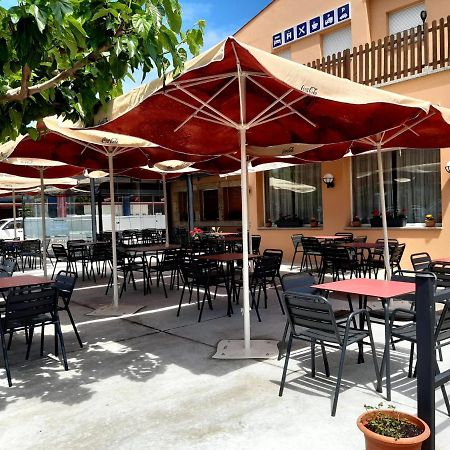 Hostal Mas Ferrer Cornellá de Terri Zewnętrze zdjęcie
