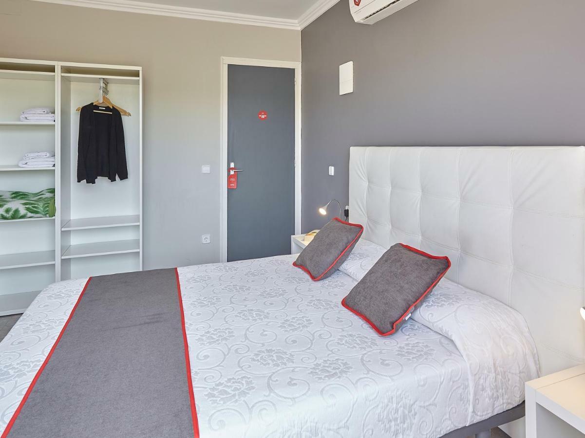 Hostal Mas Ferrer Cornellá de Terri Zewnętrze zdjęcie