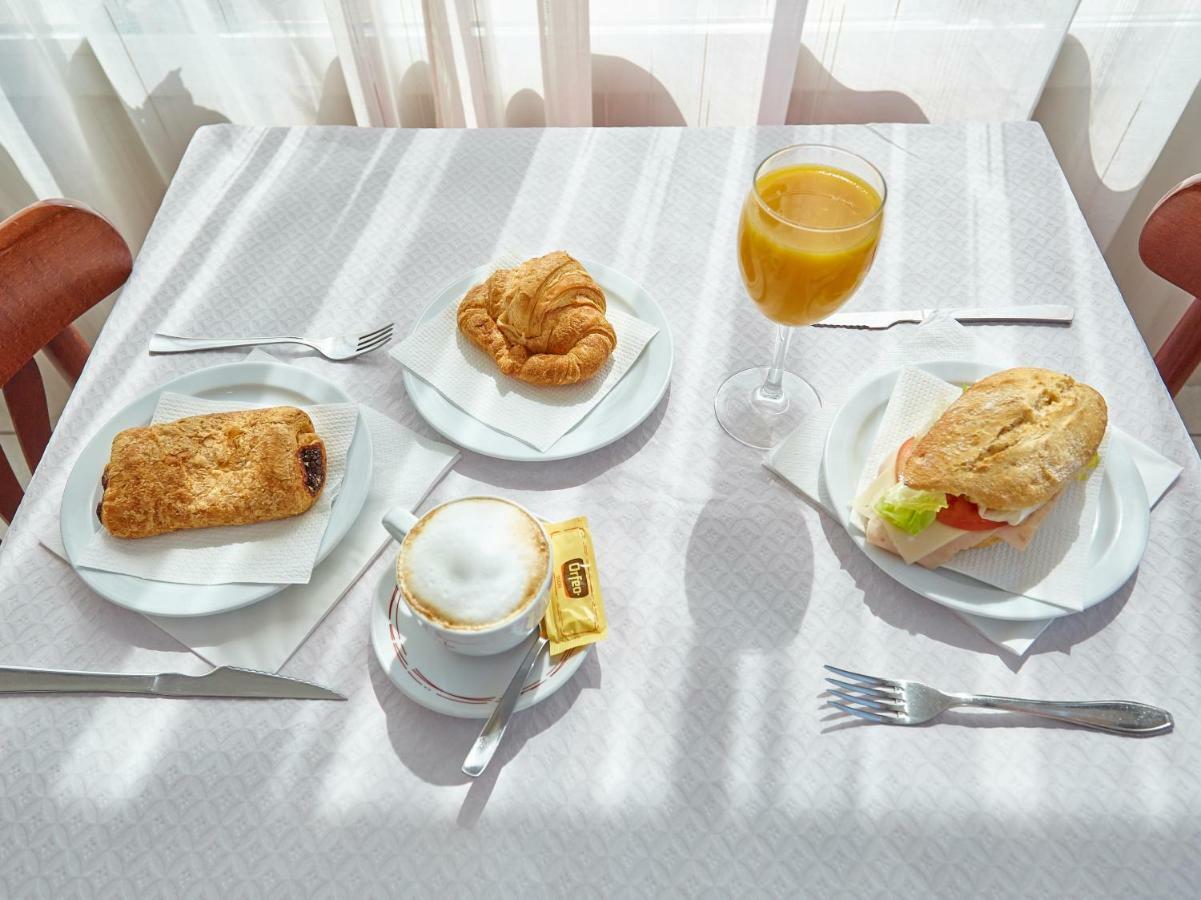 Hostal Mas Ferrer Cornellá de Terri Zewnętrze zdjęcie