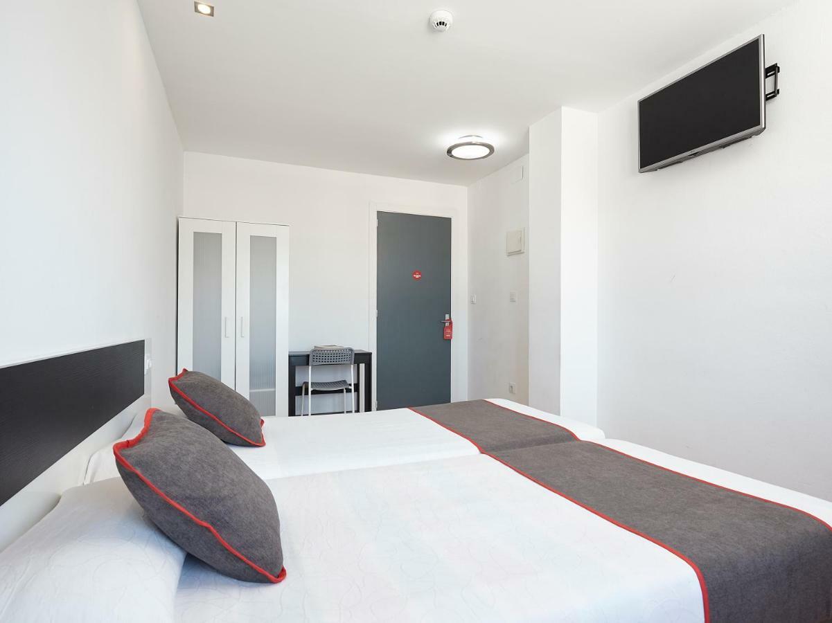 Hostal Mas Ferrer Cornellá de Terri Zewnętrze zdjęcie
