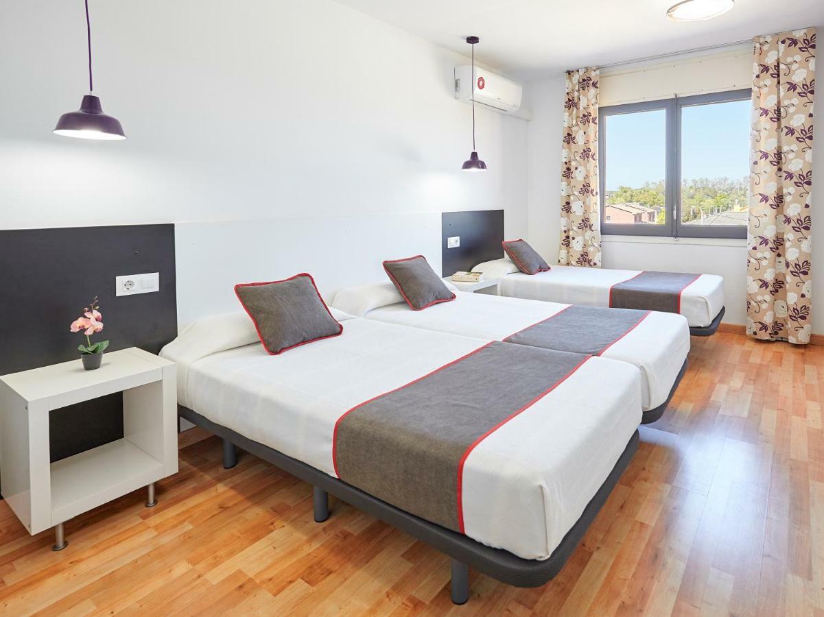 Hostal Mas Ferrer Cornellá de Terri Zewnętrze zdjęcie