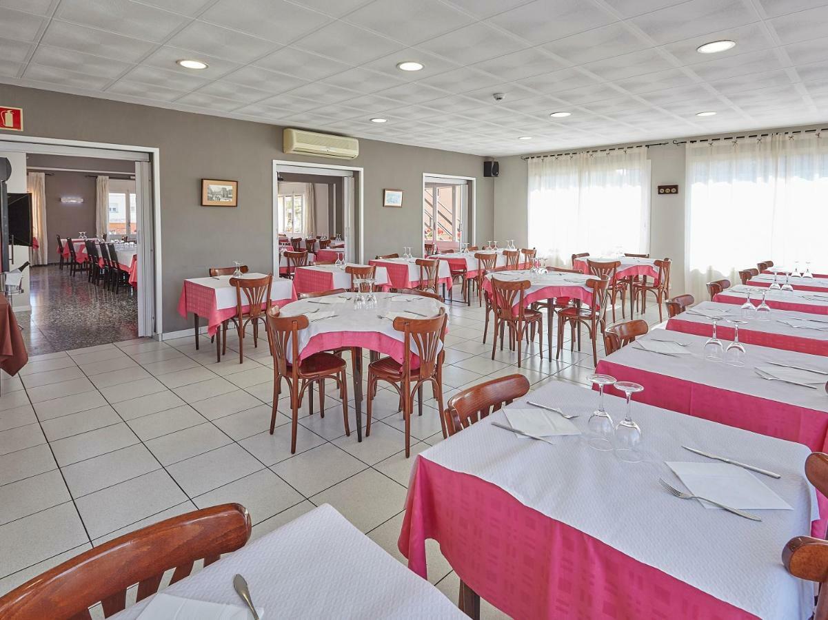 Hostal Mas Ferrer Cornellá de Terri Zewnętrze zdjęcie