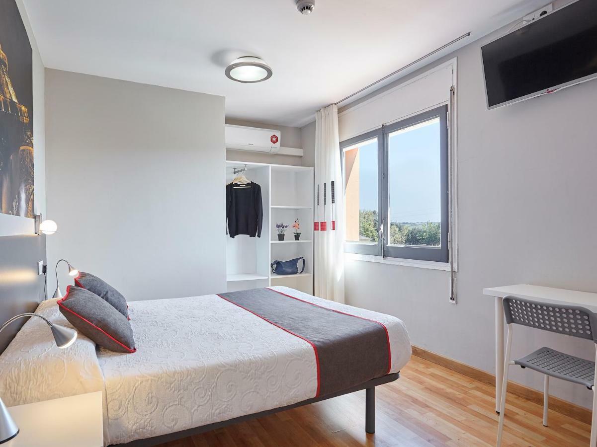Hostal Mas Ferrer Cornellá de Terri Zewnętrze zdjęcie