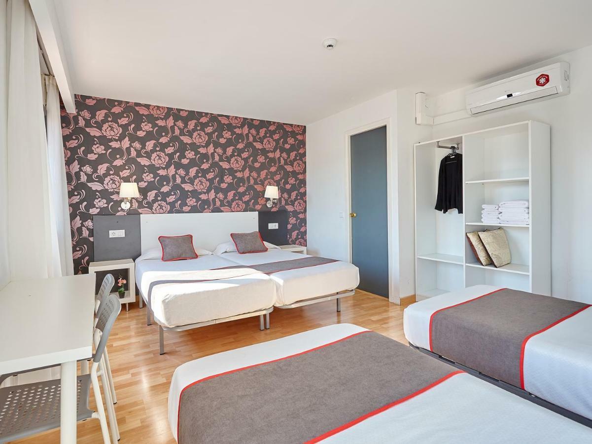 Hostal Mas Ferrer Cornellá de Terri Zewnętrze zdjęcie