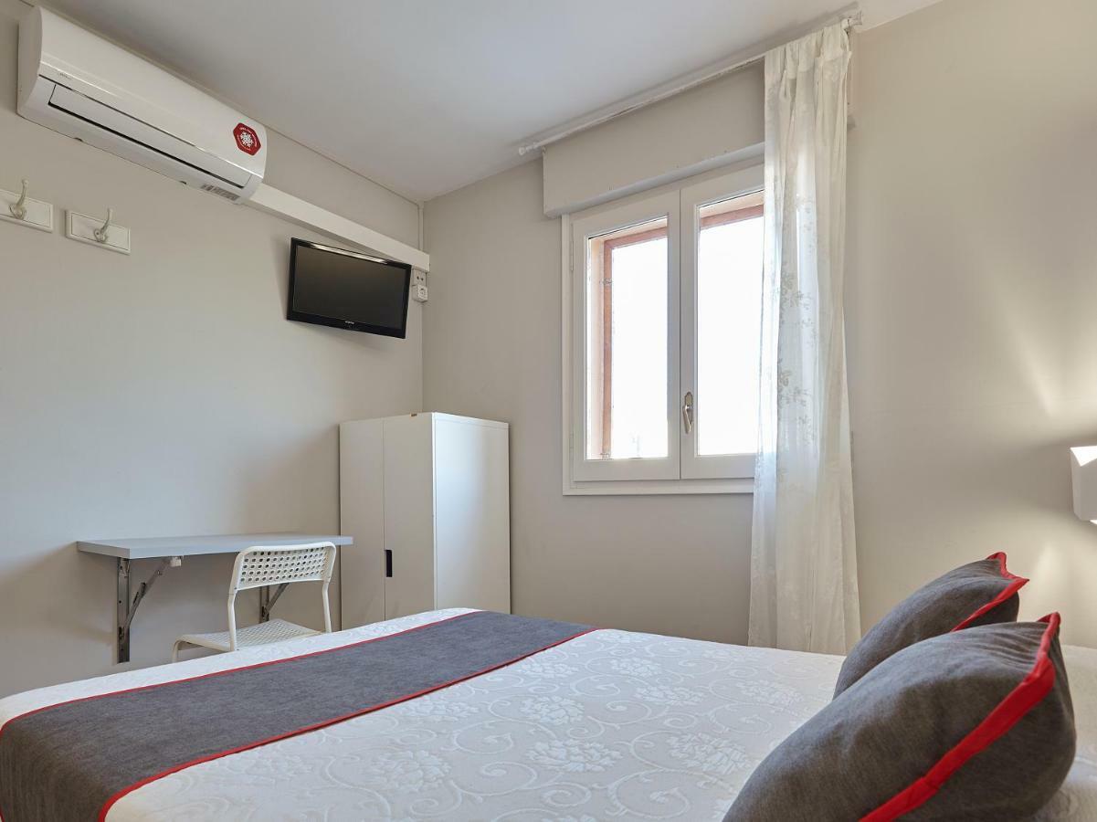 Hostal Mas Ferrer Cornellá de Terri Zewnętrze zdjęcie