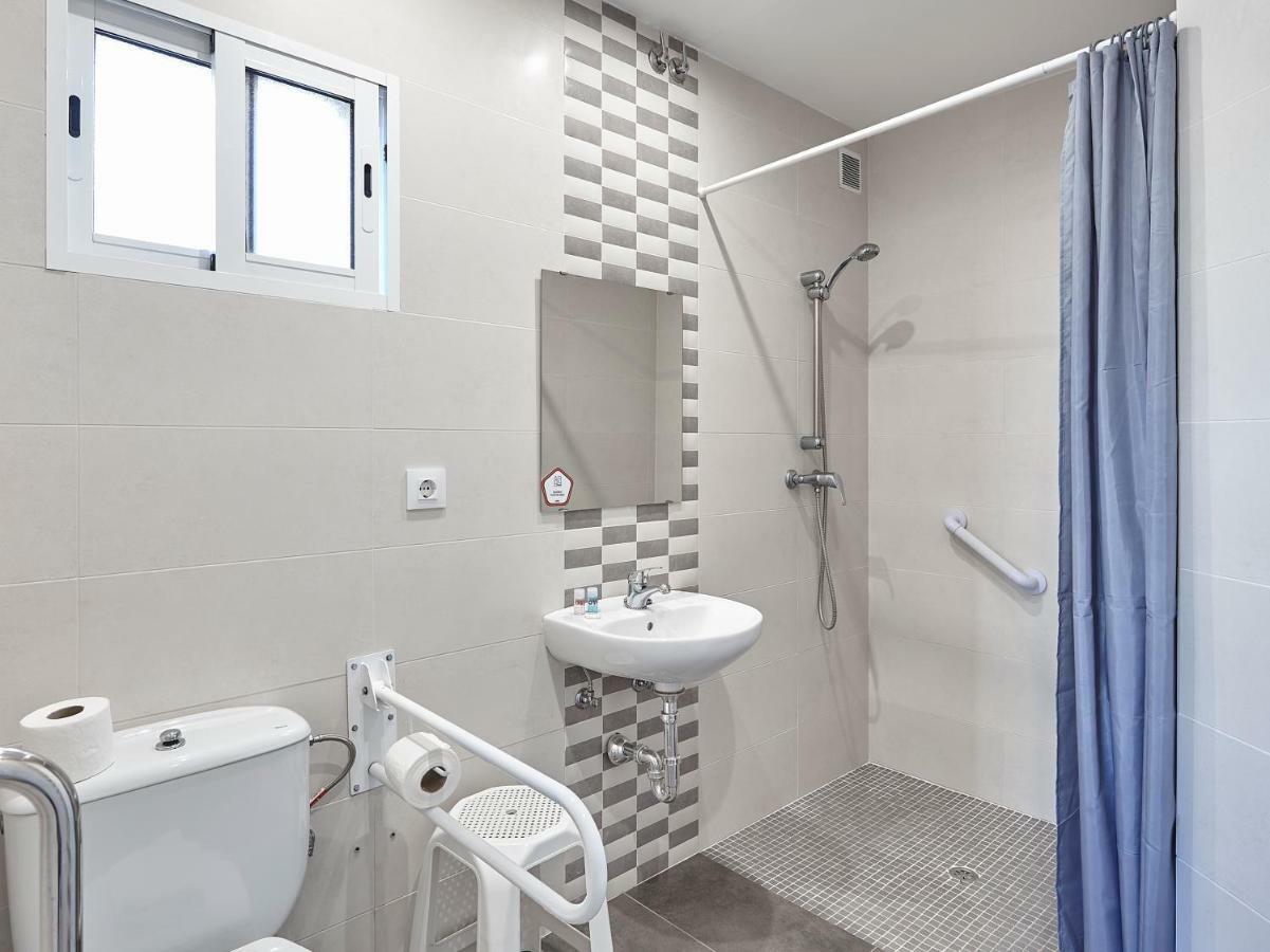 Hostal Mas Ferrer Cornellá de Terri Zewnętrze zdjęcie